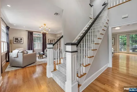 42 Lakewood Avenue Ho-Ho-Kus NJ 07423