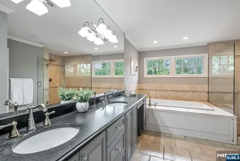 42 Lakewood Avenue Ho-ho-kus NJ 07423
