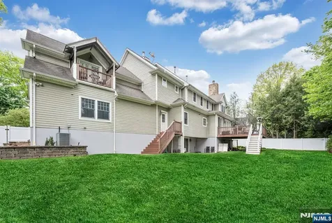 42 Lakewood Avenue Ho-ho-kus NJ 07423