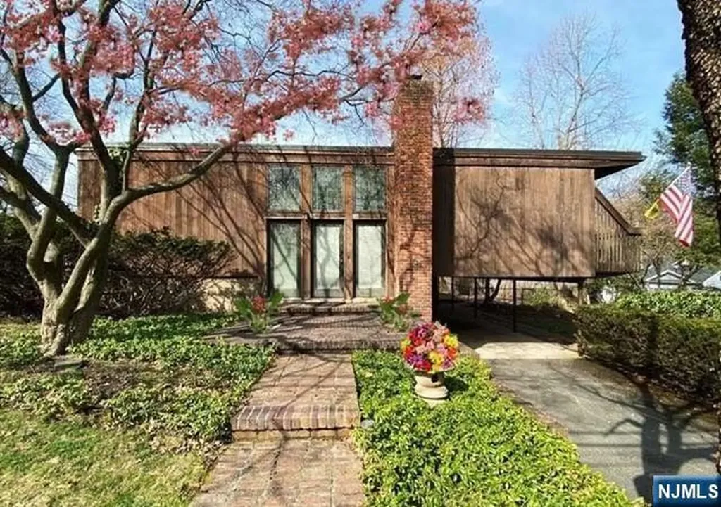 46 Madison Avenue Demarest NJ 07627