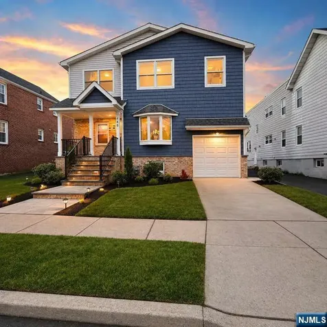 448 Fern Avenue Lyndhurst NJ 07071