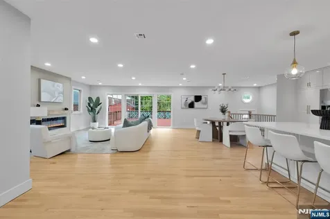 448 Fern Avenue Lyndhurst NJ 07071