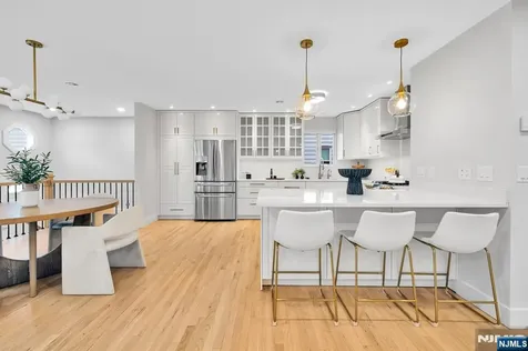 448 Fern Avenue Lyndhurst NJ 07071