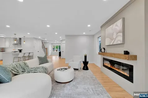 448 Fern Avenue Lyndhurst NJ 07071