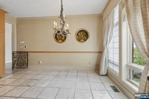 2 Ascot Way Fort Lee NJ 07024