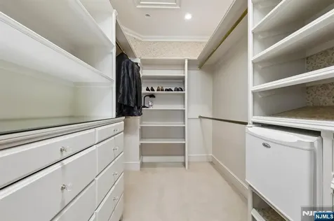 2 Ascot Way Fort Lee NJ 07024