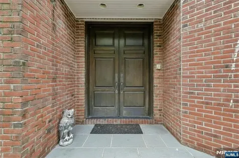 2 Ascot Way Fort Lee NJ 07024