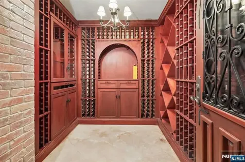 2 Ascot Way Fort Lee NJ 07024
