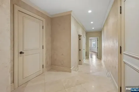 2 Ascot Way Fort Lee NJ 07024
