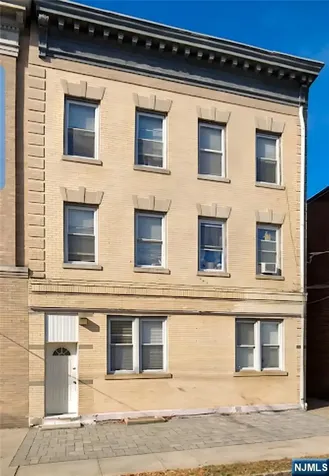 83 Ashland Avenue West Orange NJ 07052