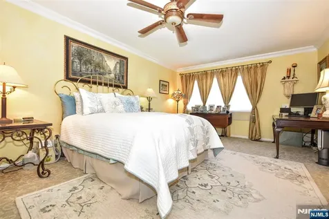 335 Cambridge Drive Ramsey NJ 07446