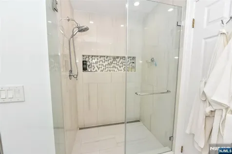 335 Cambridge Drive Ramsey NJ 07446