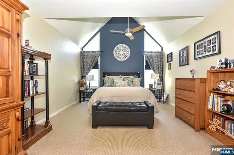 335 Cambridge Drive Ramsey NJ 07446