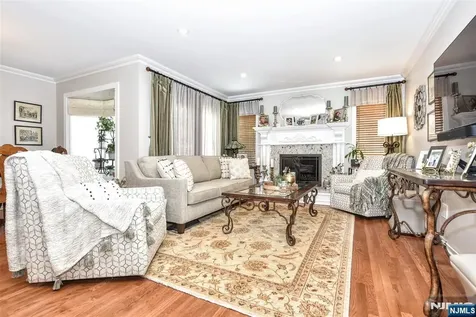 335 Cambridge Drive Ramsey NJ 07446