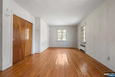 52 Waughaw Road Montville Township NJ 07082