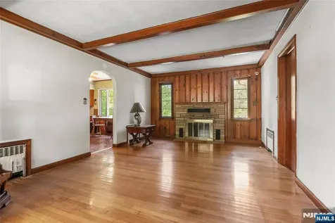 52 Waughaw Road Montville Township NJ 07082