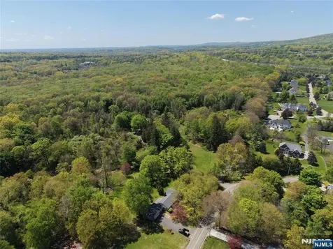 52 Waughaw Road Montville Township NJ 07082