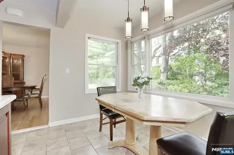 800 Glenside Court Oradell NJ 07649