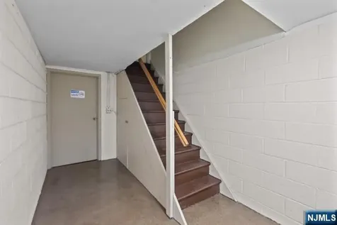 239 Crescent Lane Cliffside Park NJ 07010