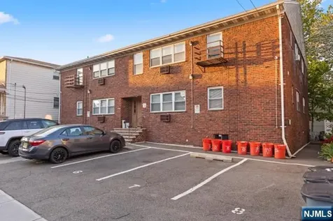 239 Crescent Lane Cliffside Park NJ 07010
