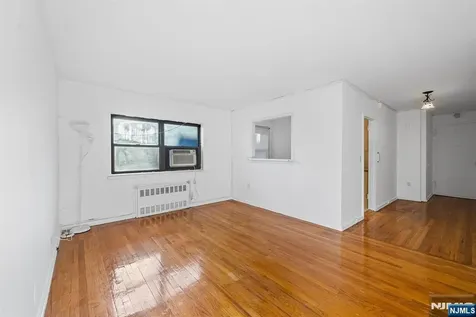 420 Park Fort Lee NJ 07024