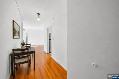 420 Park Fort Lee NJ 07024