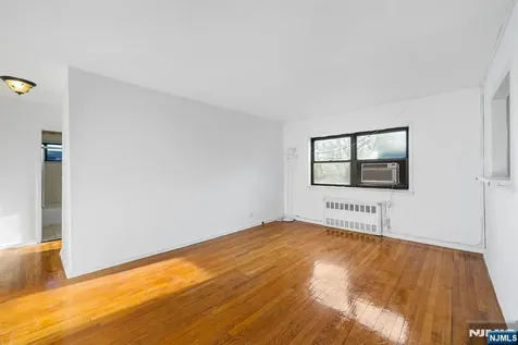 420 Park Fort Lee NJ 07024