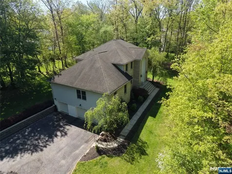 26 Woodshire Terrace Montville Township NJ 07082