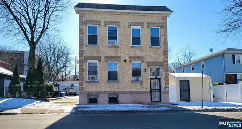 89 Tremont Avenue East Orange NJ 07018