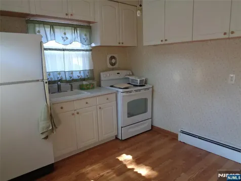 12 Minerva Avenue Hawthorne NJ 07506