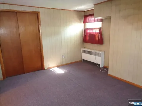 12 Minerva Avenue Hawthorne NJ 07506