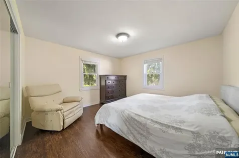38 Carlson Court Closter NJ 07624