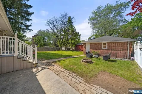 38 Carlson Court Closter NJ 07624