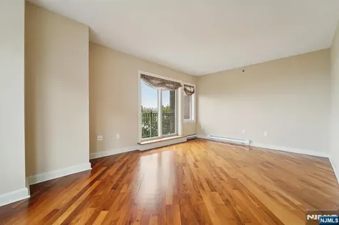 6210 City Place Edgewater NJ 07020