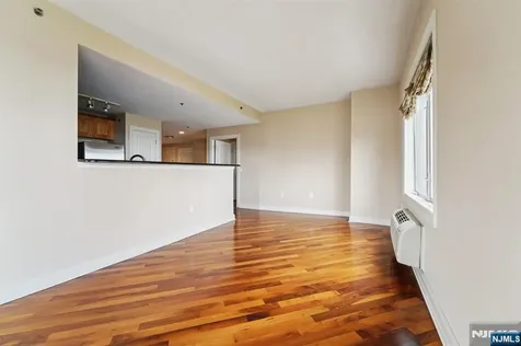 6210 City Place Edgewater NJ 07020