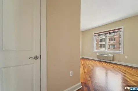 6210 City Place Edgewater NJ 07020