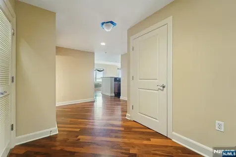 6210 City Place Edgewater NJ 07020