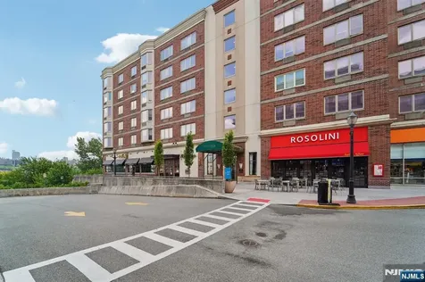 6210 City Place Edgewater NJ 07020