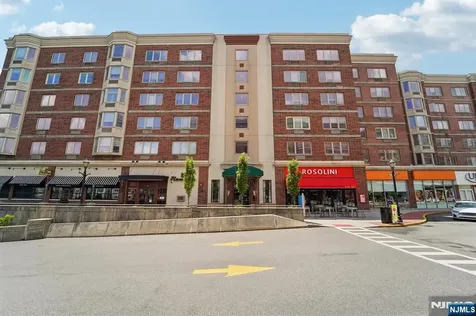 6210 City Place Edgewater NJ 07020