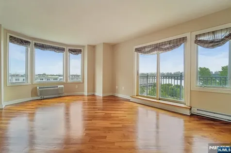 6210 City Place Edgewater NJ 07020