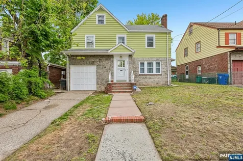 335 19th Avenue Paterson NJ 07504