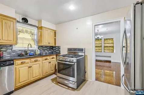 335 19th Avenue Paterson NJ 07504