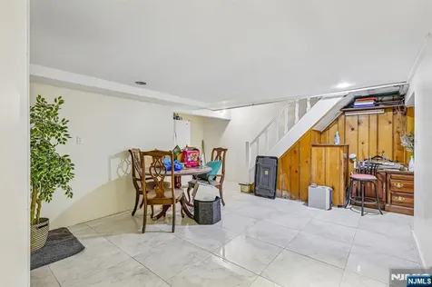 335 19th Avenue Paterson NJ 07504