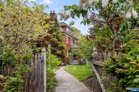 63 Highland Avenue Glen Ridge NJ 07028