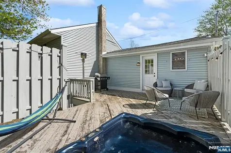 20 Madelyn Avenue West Milford NJ 07480