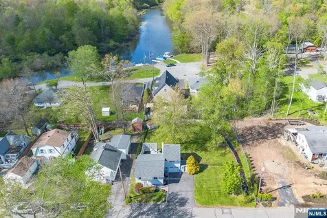 20 Madelyn Avenue West Milford NJ 07480