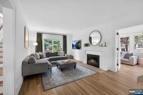 653 Ridgewood Avenue Montclair NJ 07043
