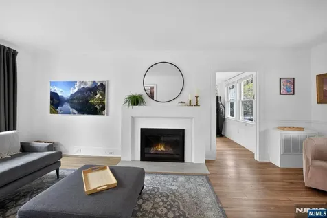 653 Ridgewood Avenue Montclair NJ 07043