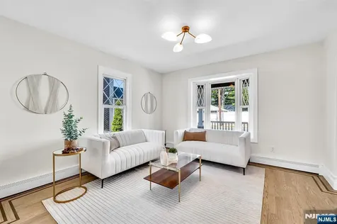 132 Argyle Place Kearny NJ 07032
