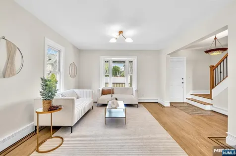 132 Argyle Place Kearny NJ 07032